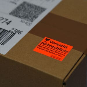 700 Warnetiketten: Vorsicht zerbrechlich Bitte direkt nach Erhalt auf Transportschäden prüfen.